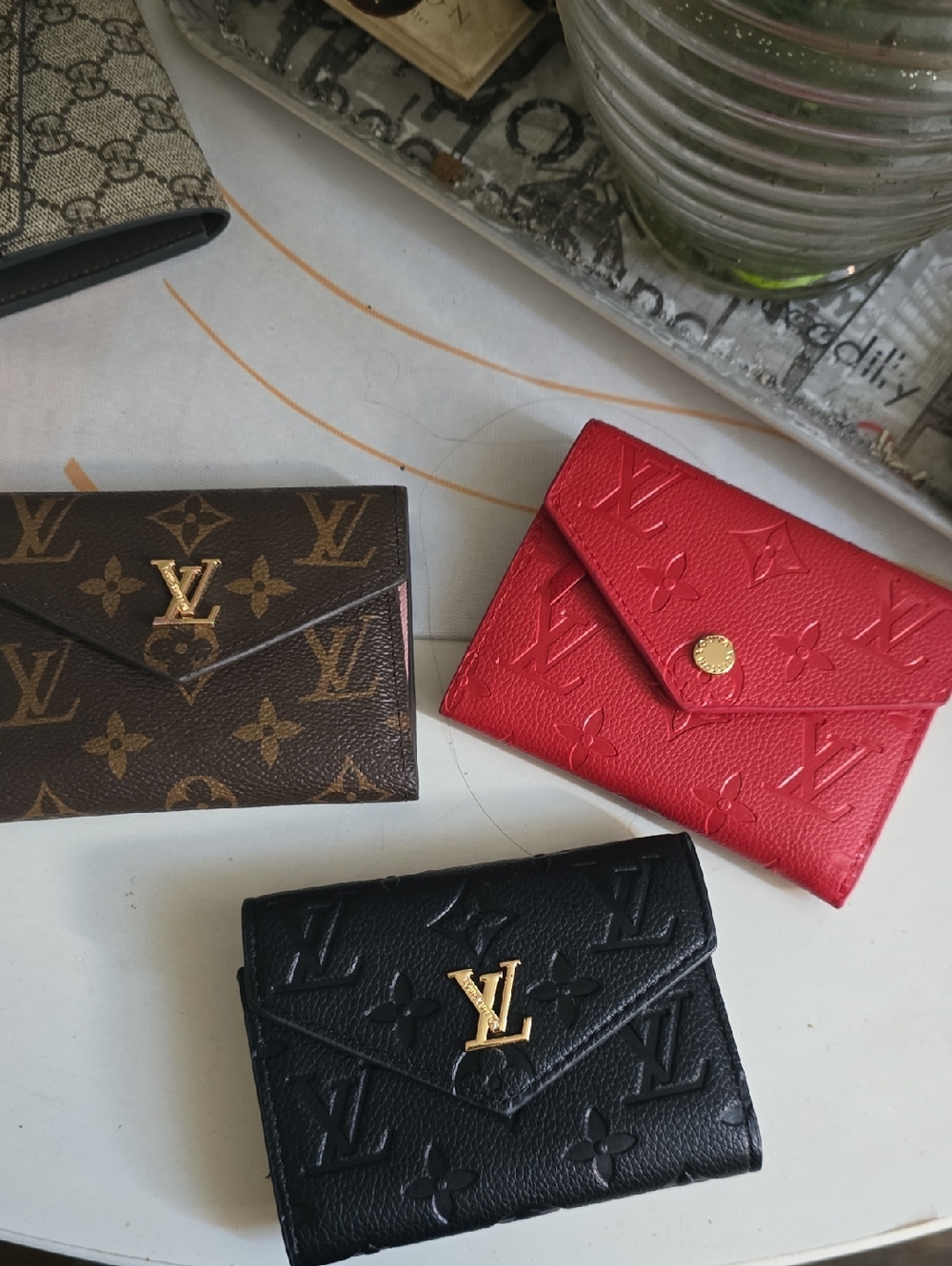Super Snappy Shorty Cardholder Wallet Choose 1 Get 1 Color Of Choice 🔴🟤⚫️